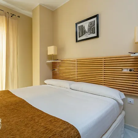 Apartamentos Los Cantaros El Puerto de Santa María Buitenkant foto